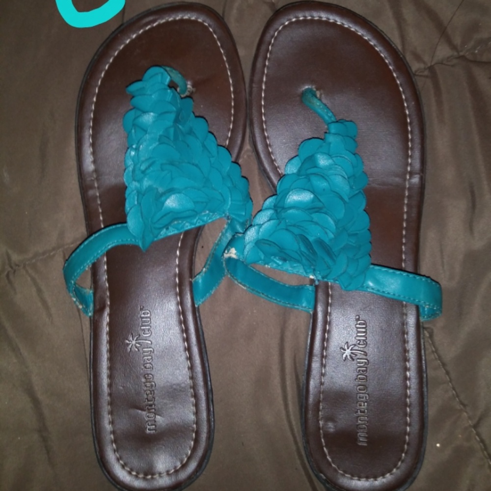 Flats - Picture 2 of 2